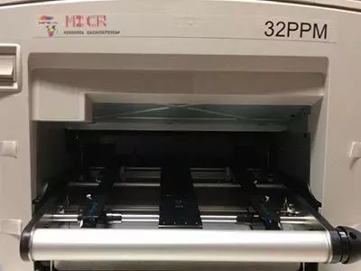 Imprimante chèque Laser Continu MICR CMC7 32 PPM